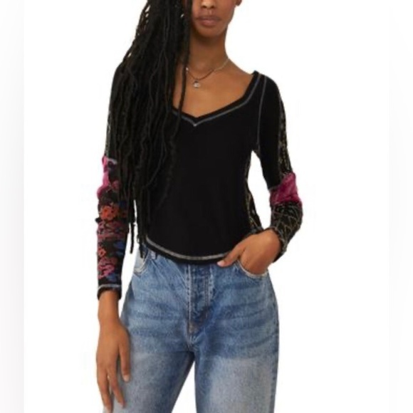 Free People black Amara V-Neck‎ Thermal Top, Size Small brand new - Picture 2 of 11